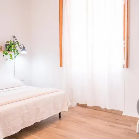 Appartement Minimalist Chic A Villanova 3bdr - 2bth - Wifi Cagliari